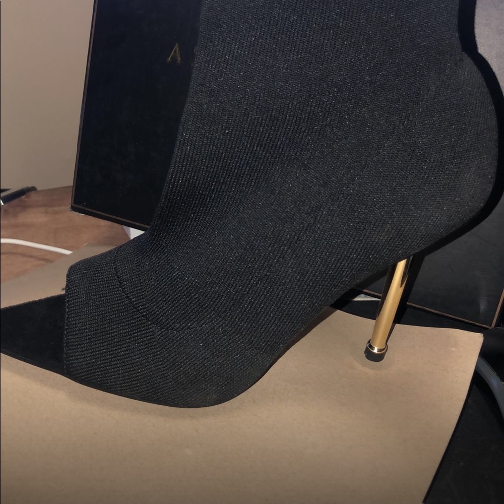 Boots - Picture 3 of 3